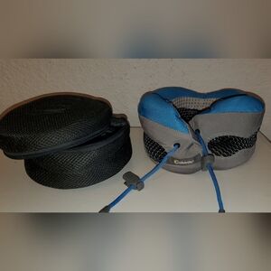 Cabeau Evolution Cool Travel Pillow